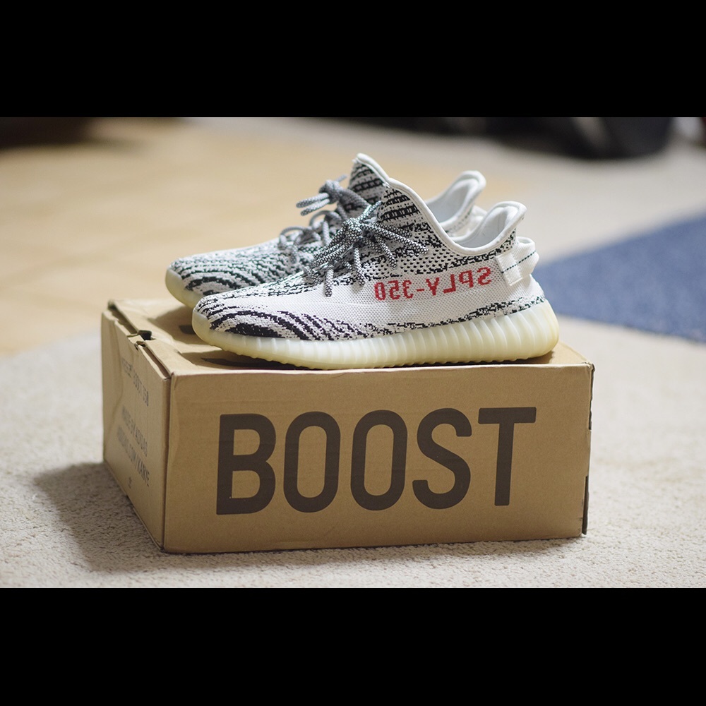Yeezy Boost 350 V2 Zebra
